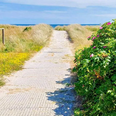 4 Person Holiday In S By Σπίτι διακοπών *